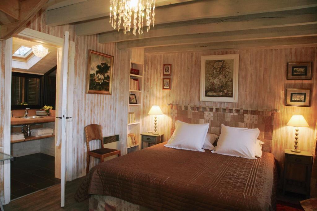 La Belle Epoque Bed and Breakfast Sansac-de-Marmiesse Habitación foto